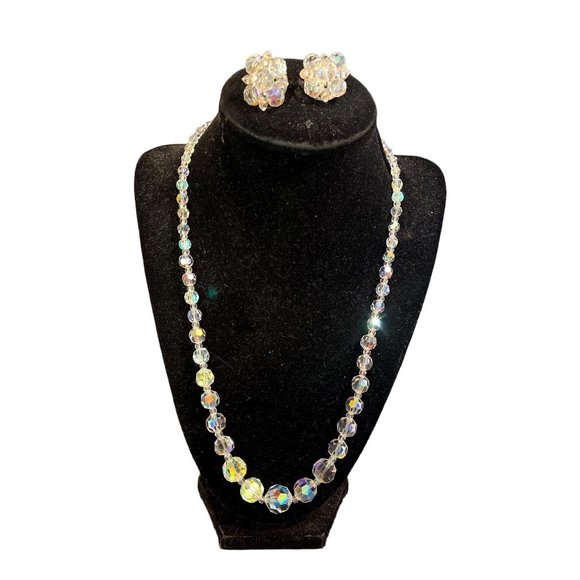 Jewelry - Vtg Clear Iridescent Crystal Necklace and Earring Set Beaded
